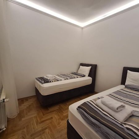 Crown Apartment - Your Most Comfortable Stay Belgrad Exterior foto