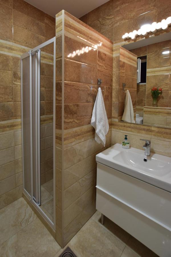 Crown Apartment - Your Most Comfortable Stay Belgrad Exterior foto