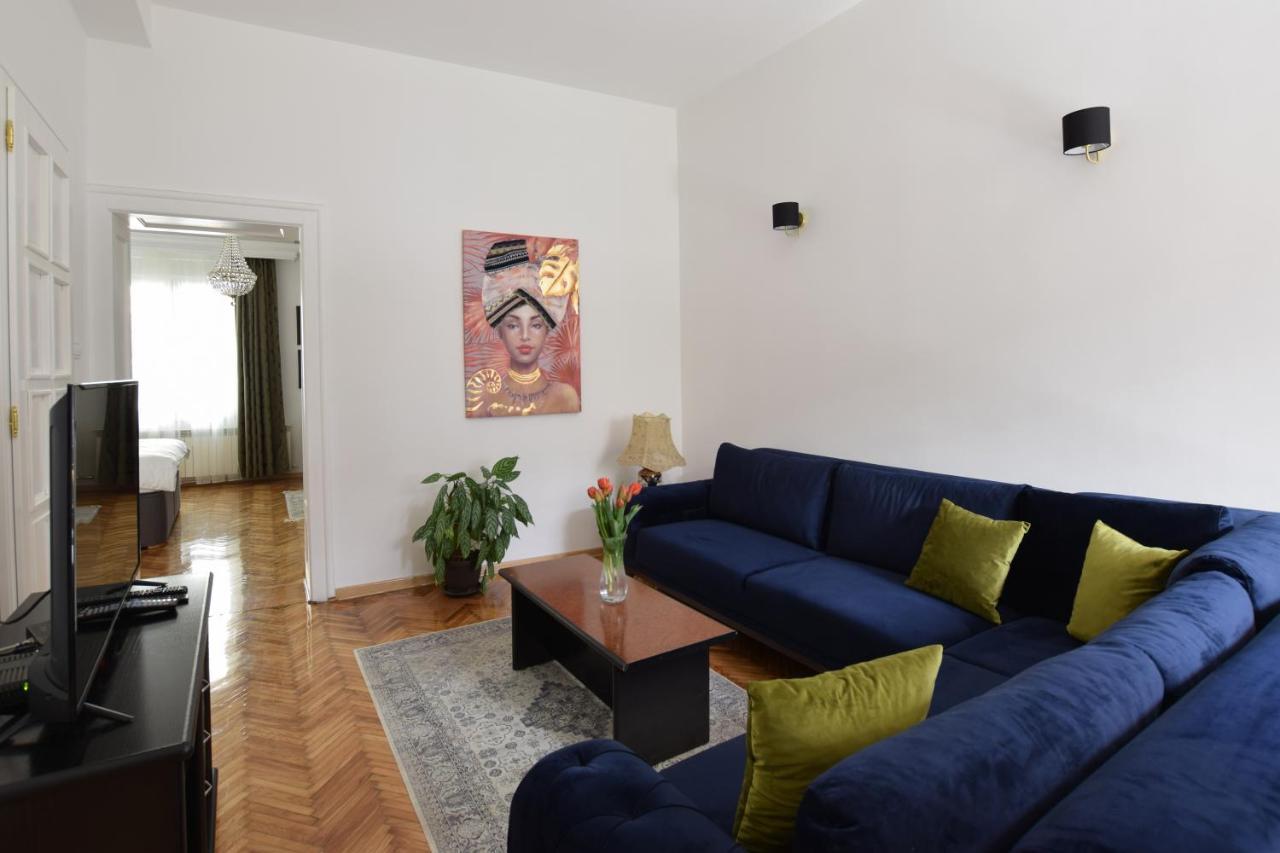 Crown Apartment - Your Most Comfortable Stay Belgrad Exterior foto