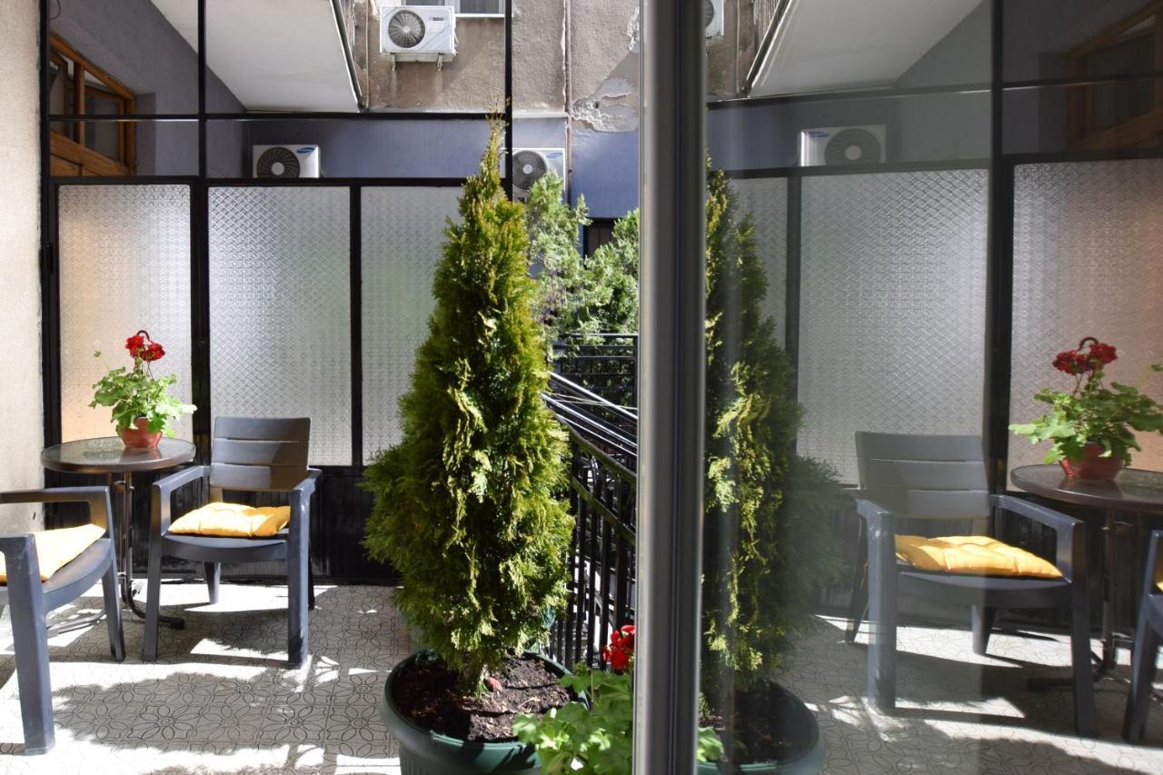 Crown Apartment - Your Most Comfortable Stay Belgrad Exterior foto