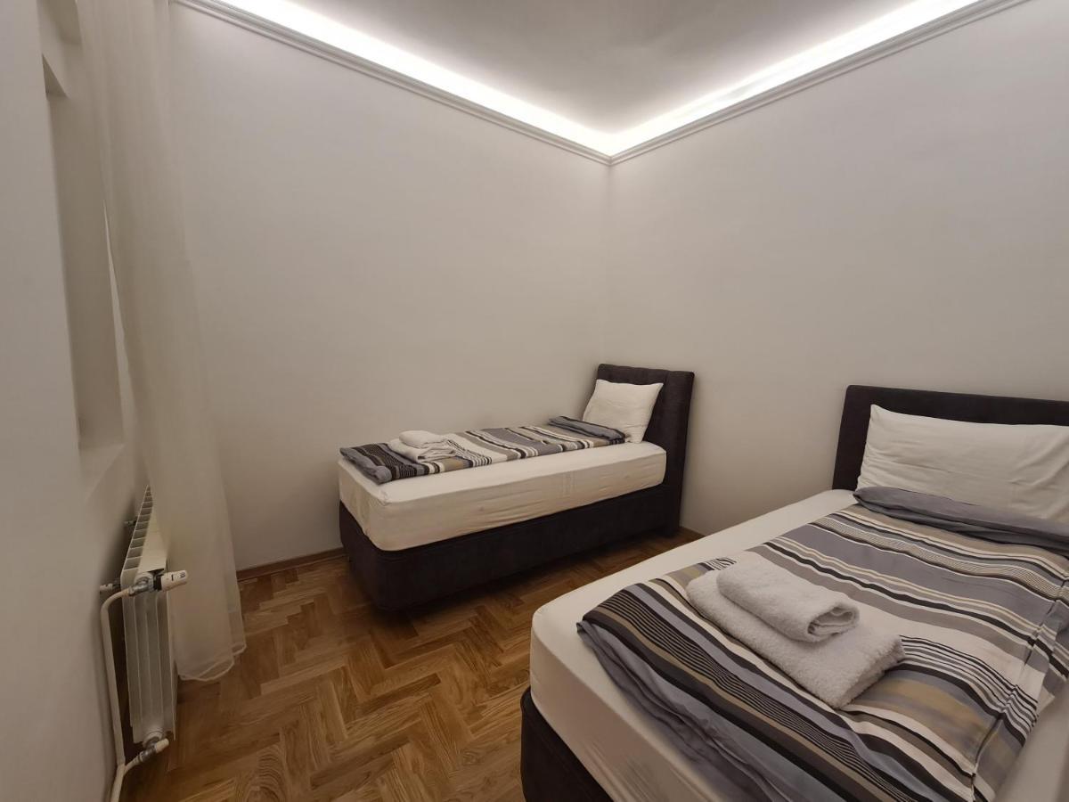 Crown Apartment - Your Most Comfortable Stay Belgrad Exterior foto